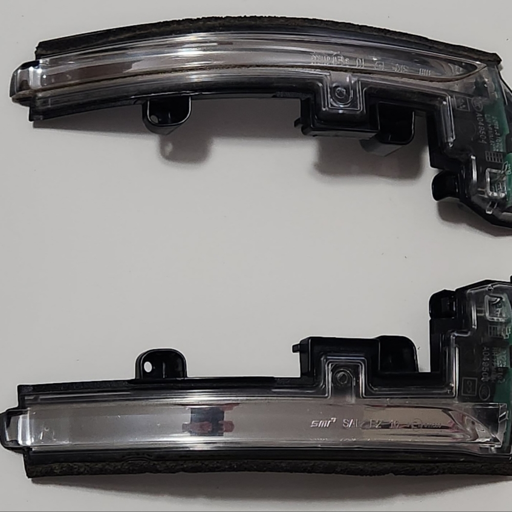 Land Rover Range Rover Sport Side Mirror OEM LED Indicators - L/R